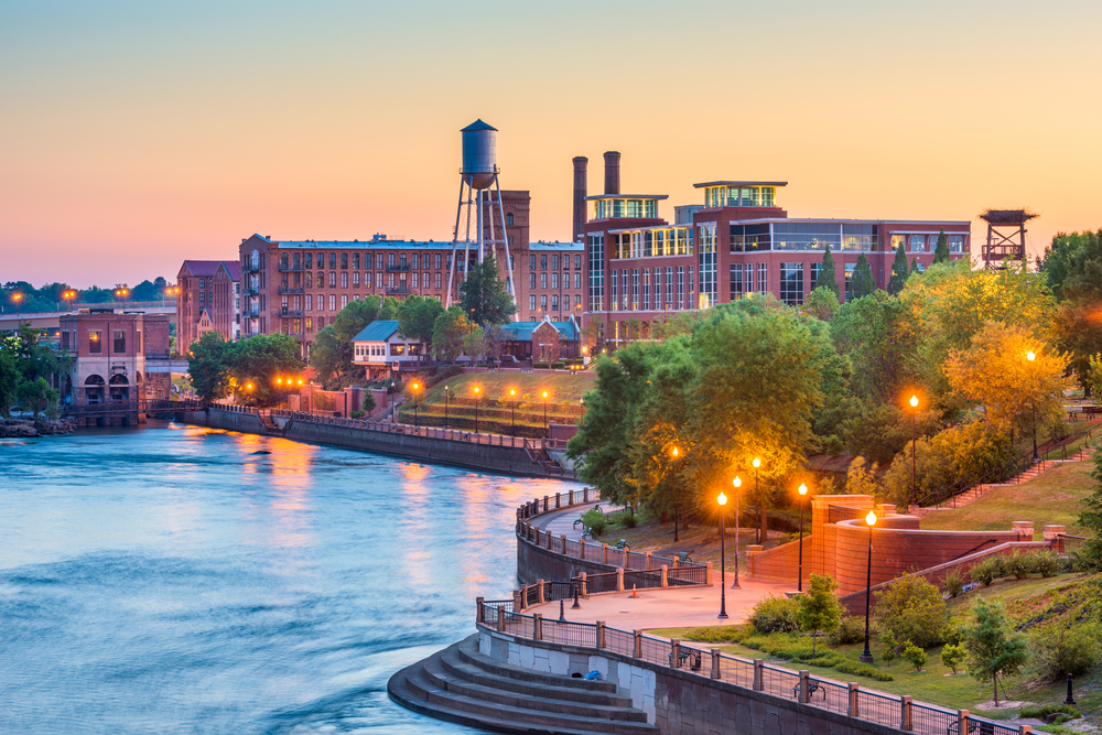 Columbus,,Georgia,,Usa,Downtown,Skyline,On,The,Chattahoochee,River,At